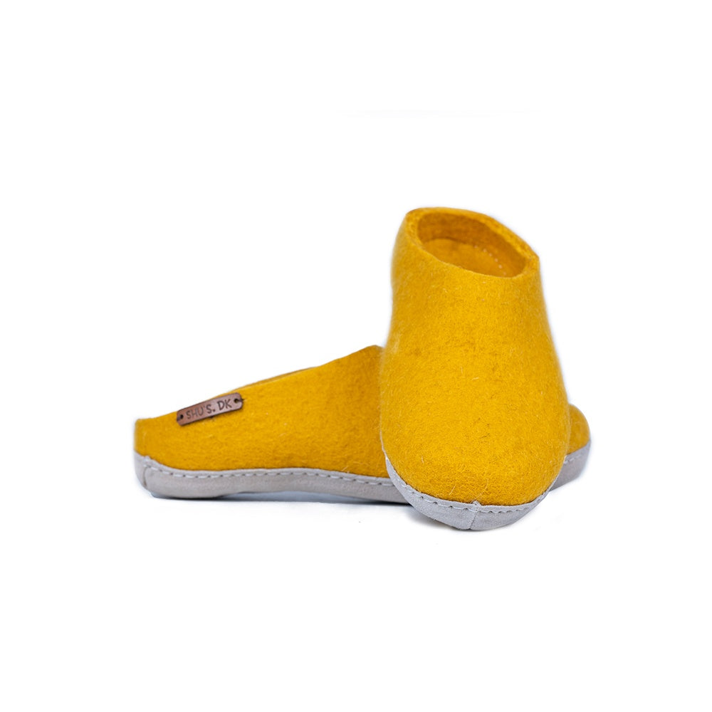 Ulltofflor (100% ren ull) - Modell Curry gul med mockasula