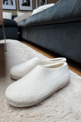 Ulltofflor (100% ren ull) - Modell Beige med gummisula