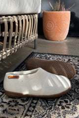 Ullskor (100% ren ull) - Modell Beige med gummisula